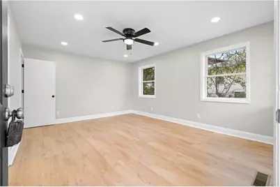 44 Bell Street, Toccoa, GA 30577 - Photo 6