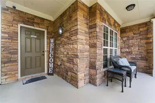 1309 Avalon Creek Rd, Sugar Hill, GA 30518 - Photo 2