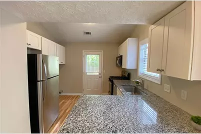 2751 Highland Ridge NW, Kennesaw, GA 30152 - Photo 8