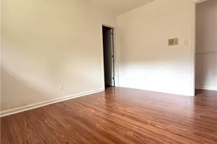 562 Dickens Rd NW, Lilburn, GA 30047 - Photo 16