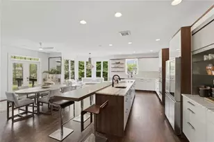 5385 Chelsen Wood Dr, Johns Creek, GA 30097 - Photo 12