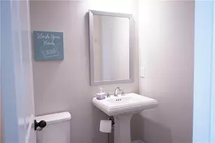 6588 Aria Village Dr, Atlanta, GA 30328 - Photo 14