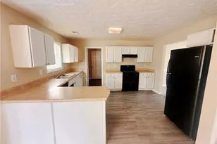 8036 Harmony Lakes, Lithonia, GA 30058 - Photo 4