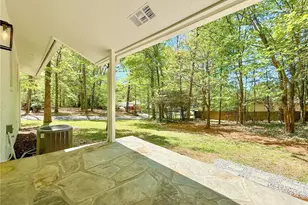 1564 Delia Dr, Decatur, GA 30033 - Photo 8