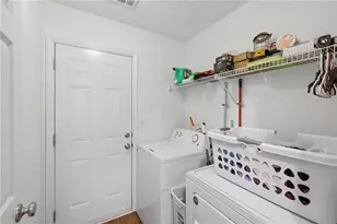 5989 Williamsport Dr, Flowery Branch, GA 30542 - Photo 14