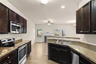 219 Bobbie Way, Woodstock, GA 30189 - Photo 6