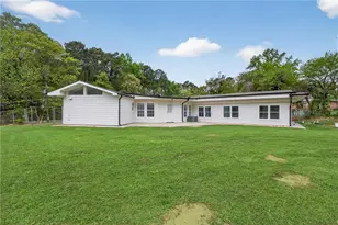 1084 Redwood Dr, Norcross, GA 30093 - Photo 6