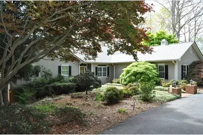 731 Hidden Lakes Trail, Jefferson, GA 30549 - Photo 2