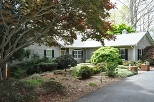 731 Hidden Lakes Trail, Jefferson, GA 30549 - Photo 2