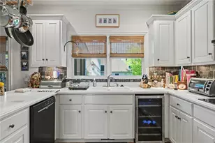 640 Garden Wilde Pl, Roswell, GA 30075 - Photo 8