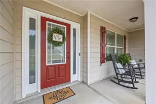 404 Copper Ridge Dr, Loganville, GA 30052 - Photo 8