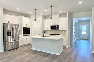 2909 Sweet Red Cir, Braselton, GA 30517 - Photo 6