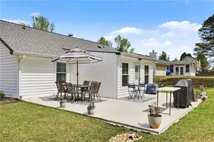 3056 Barrett Rd, Gainesville, GA 30507 - Photo 2