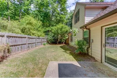 410 Emerald Parkway, Sugar Hill, GA 30518 - Photo 10