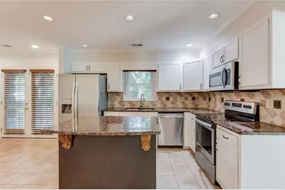410 Emerald Parkway, Sugar Hill, GA 30518 - Photo 24