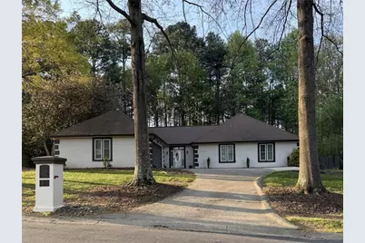 410 Emerald Parkway, Sugar Hill, GA 30518 - Photo 1