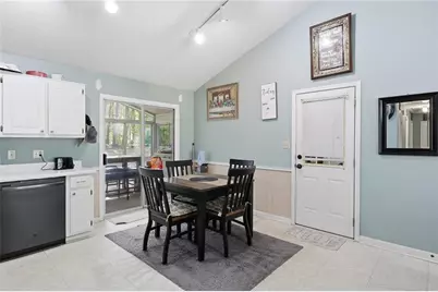 211 Brooks Lane, Winder, GA 30680 - Photo 12