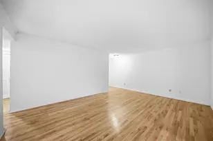 26 Arpege Way NW, Atlanta, GA 30327 - Photo 4