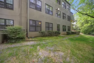 26 Arpege Way NW, Atlanta, GA 30327 - Photo 20