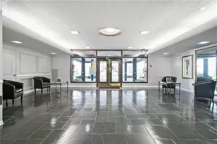 2925 Pharr Ct NW, Atlanta, GA 30305 - Photo 32