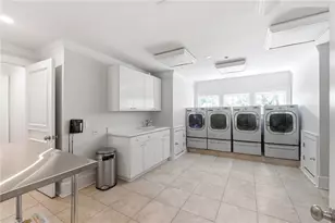 218 Londonberry Rd, Atlanta, GA 30327 - Photo 56