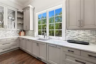 218 Londonberry Rd, Atlanta, GA 30327 - Photo 16