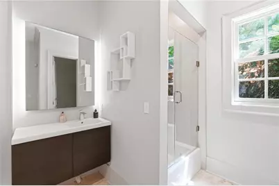 218 Londonberry Road, Atlanta, GA 30327 - Photo 68