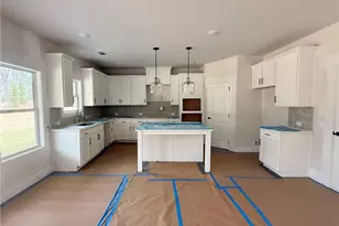 4250 Shirebrook Trail, Hoschton, GA 30548 - Photo 12