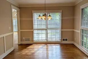 500 Clear Lake Ln, Suwanee, GA 30024 - Photo 4