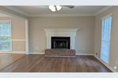 500 Clear Lake Lane, Suwanee, GA 30024 - Photo 8