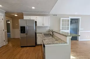 500 Clear Lake Ln, Suwanee, GA 30024 - Photo 12