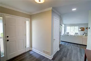 2560 Links End, Roswell, GA 30076 - Photo 8