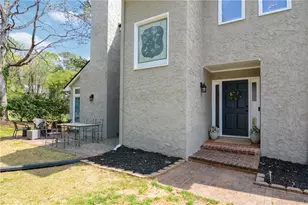 2560 Links End, Roswell, GA 30076 - Photo 2