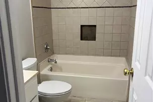 657 Utoy Ct, Jonesboro, GA 30238 - Photo 16