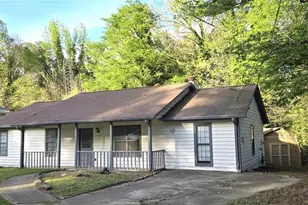 2667 Camelot Ct, Duluth, GA 30096 - Photo 2