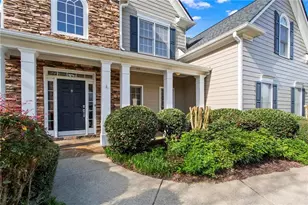 141 Highlands Dr, Woodstock, GA 30188 - Photo 2