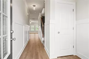 5577 Keswick Dr, Flowery Branch, GA 30542 - Photo 2