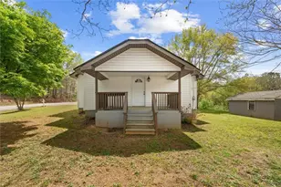 1423 Beulah Church Rd, Carrollton, GA 30117 - Photo 2