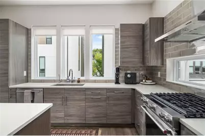 52 Reynolds Square Lane, Atlanta, GA 30307 - Photo 10