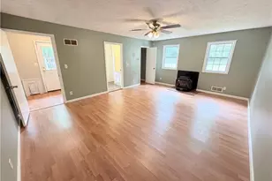 1670 Wildwood Rd, Marietta, GA 30062 - Photo 10