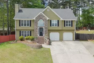 2084 Township Dr, Woodstock, GA 30189 - Photo 2