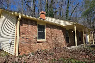 5208 McCarter Station, Stone Mountain, GA 30088 - Photo 2