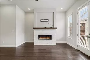 4745 Roswell Rd, Sandy Springs, GA 30342 - Photo 4