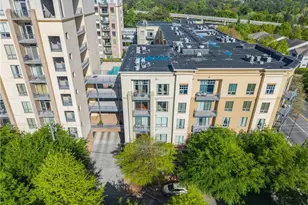 711 Cosmopolitan Dr NE, Atlanta, GA 30324 - Photo 6