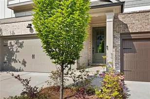 419 Retreat Ln, Canton, GA 30115 - Photo 4