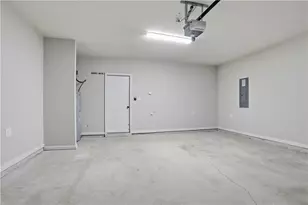 5975 Park Bay Ct, Flowery Branch, GA 30542 - Photo 38