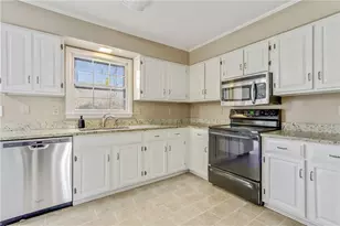 4365 Burnleigh Chase NE, Roswell, GA 30075 - Photo 14