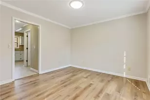 4365 Burnleigh Chase NE, Roswell, GA 30075 - Photo 6