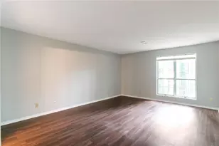 5551 Mountain Springs Cir, Stone Mountain, GA 30088 - Photo 10