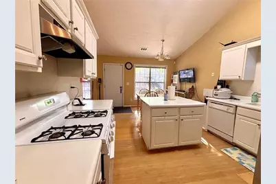 3760 Sugarbrook Drive, Lawrenceville, GA 30044 - Photo 8